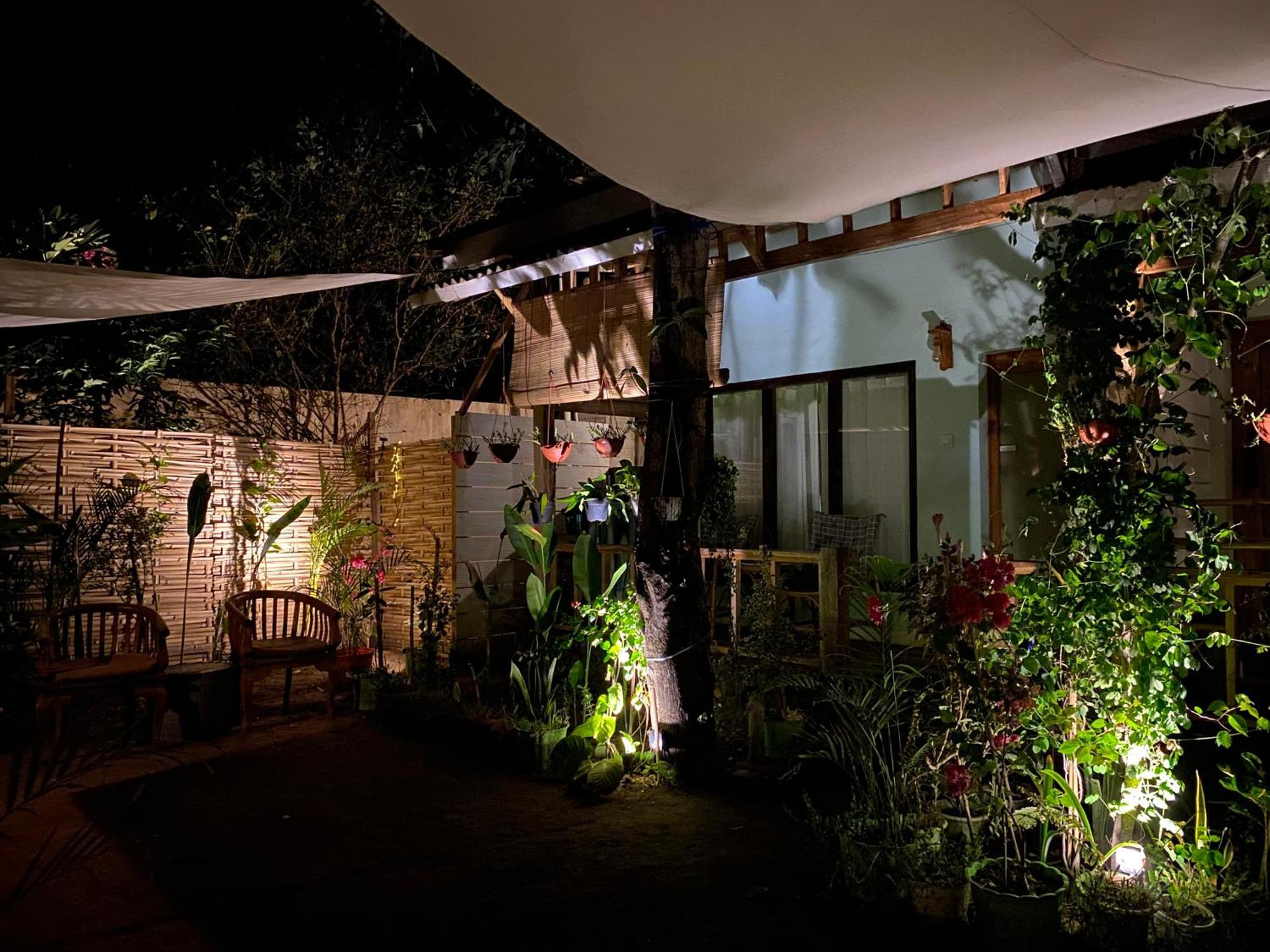 Отель Marta House Гили-Эйр Экстерьер фото